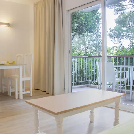 Houm Plaza Son Rigo Aparthotel